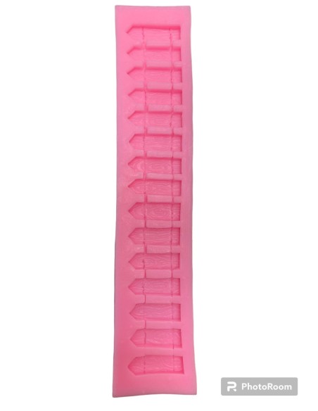 MOLDE SILICONA CERCA DE MADERA